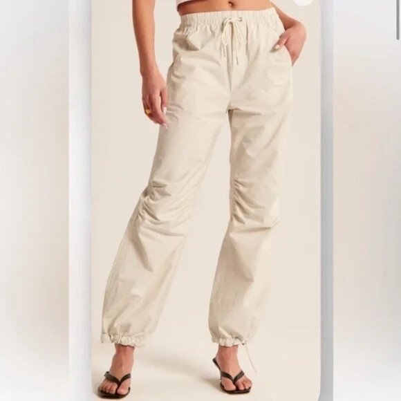 Abercrombie Utility Parachute Pants in Ivory (Size S) - Picture 1 of 9